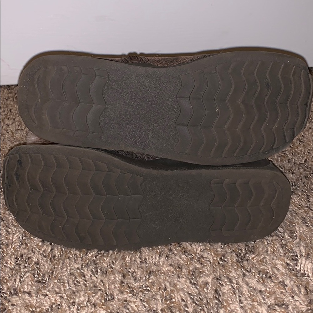 Boots - Picture 3 of 7